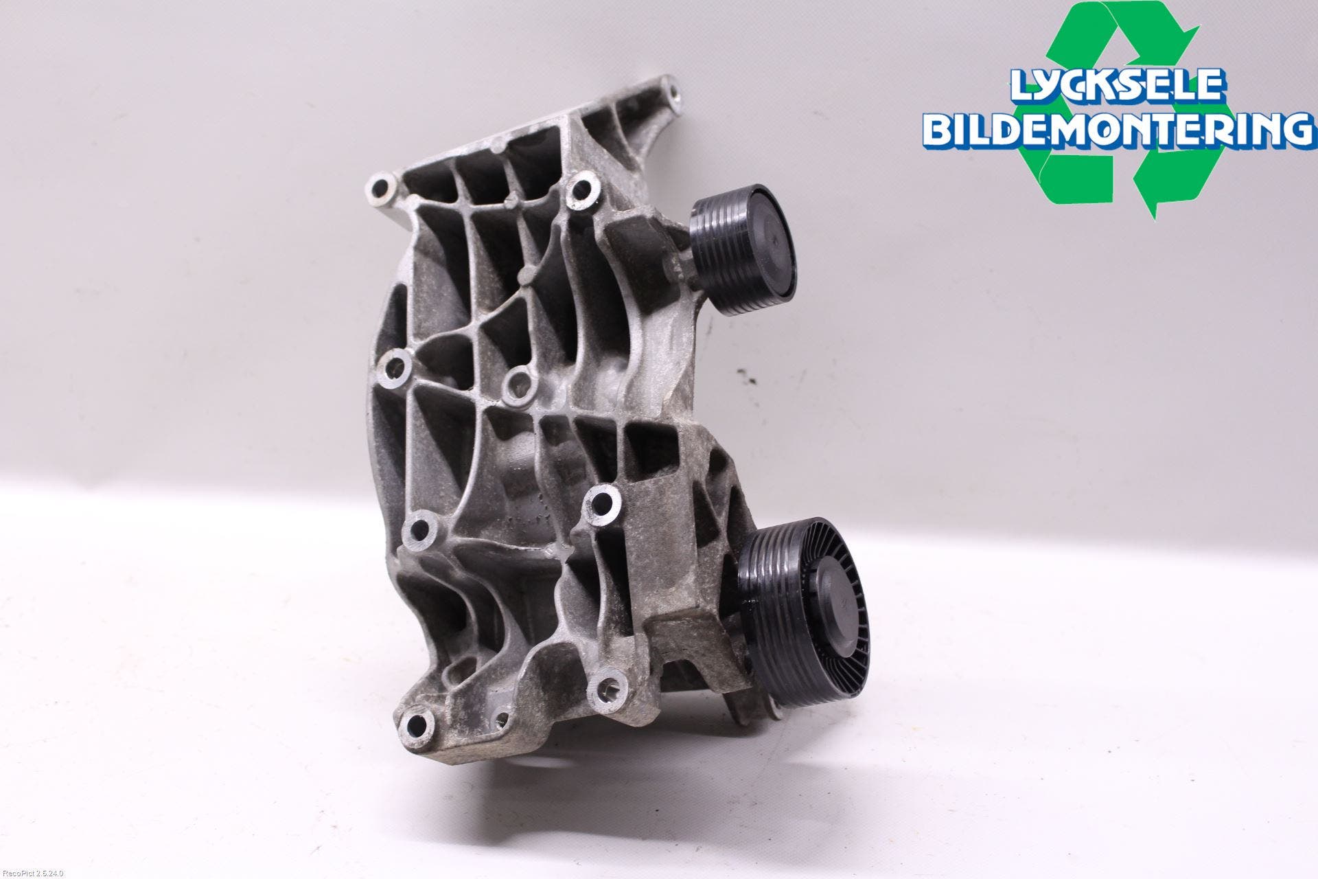 BMW 1 E87/81 5D/3D 03-11 Ac Kompressor-Fäste