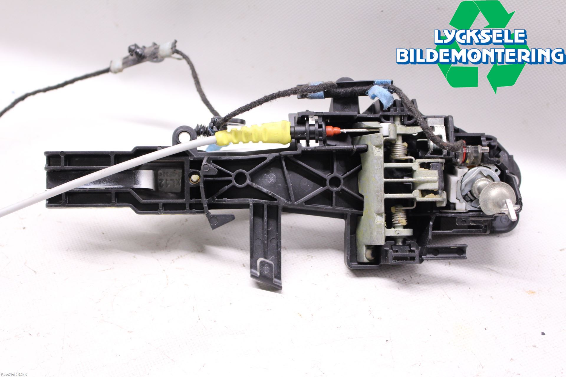 BMW 1 E87/81 5D/3D 03-11 Dörrhandtag Yttre Vä