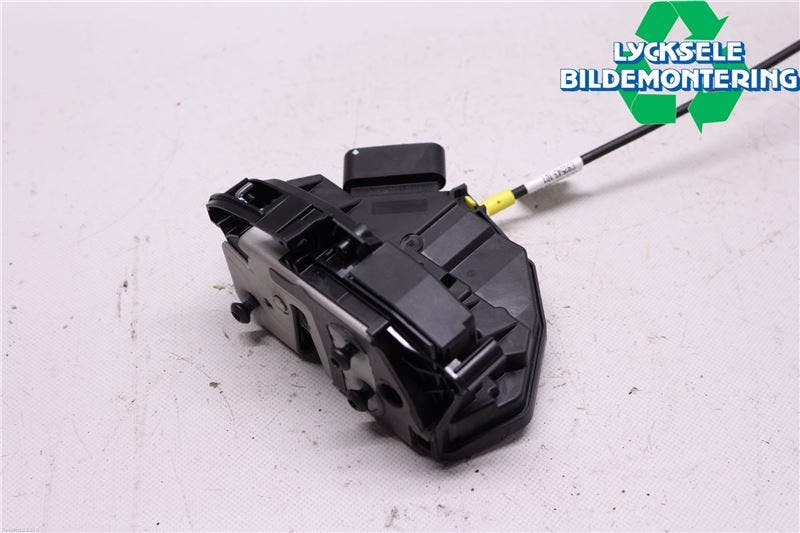 Ford ECOSPORT 17- Låskista-Dörrlås