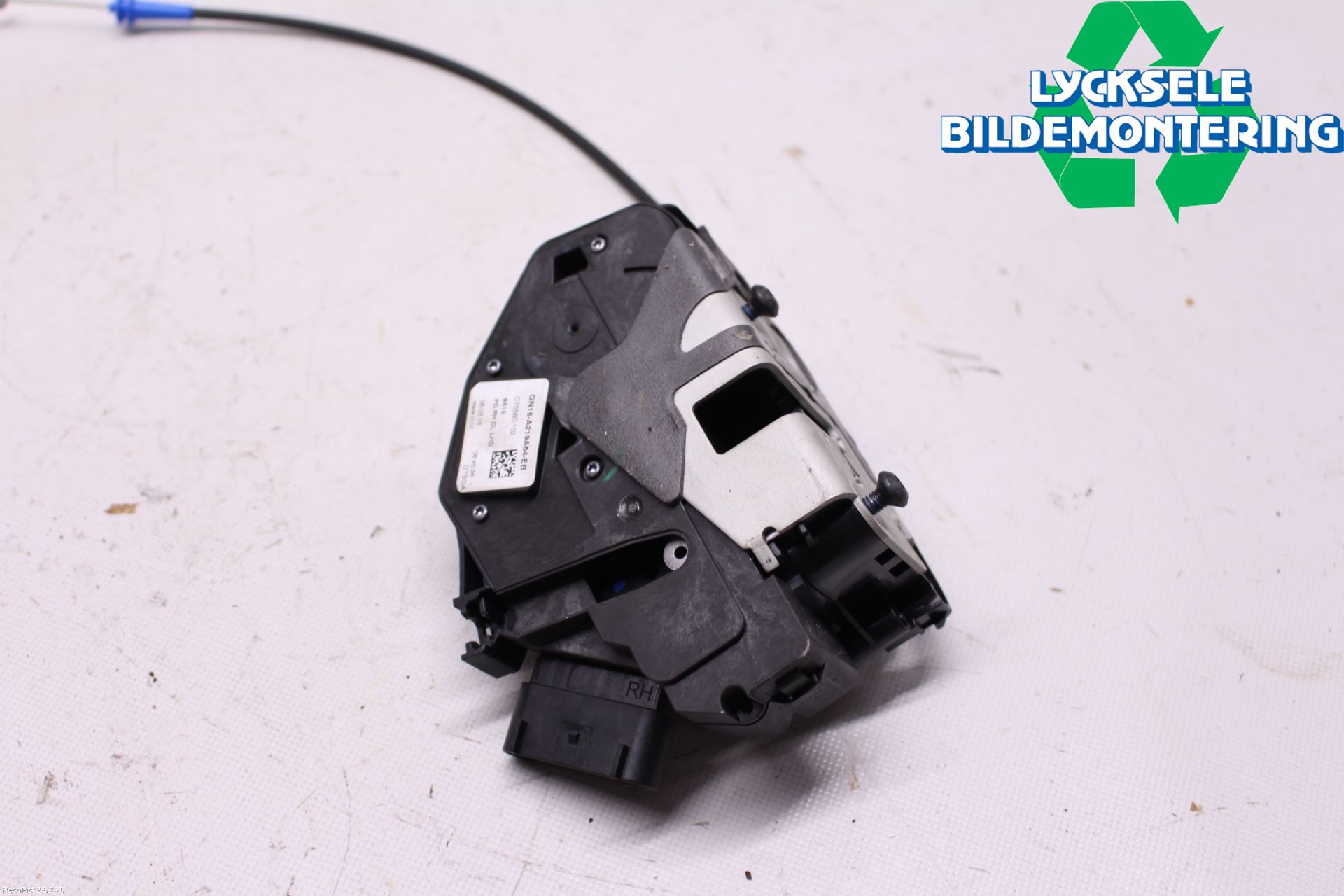 Ford ECOSPORT 17- Låskista-Dörrlås