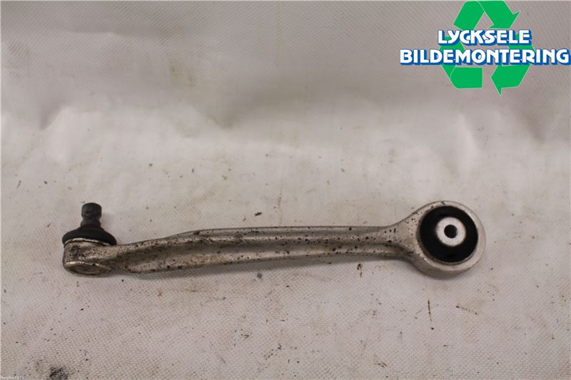 Audi A6/S6     97-05 Bärarm Fram Övre Vä