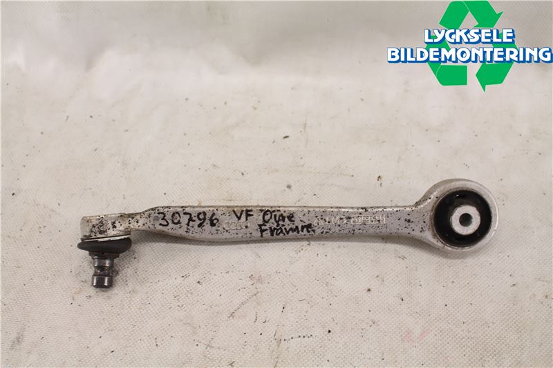 Audi A6/S6     97-05 Bärarm Fram Övre Vä