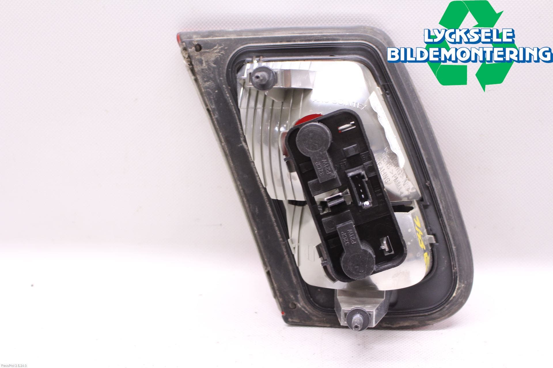 Saab 9-3 VER 2 Bakljus Lucka Hö