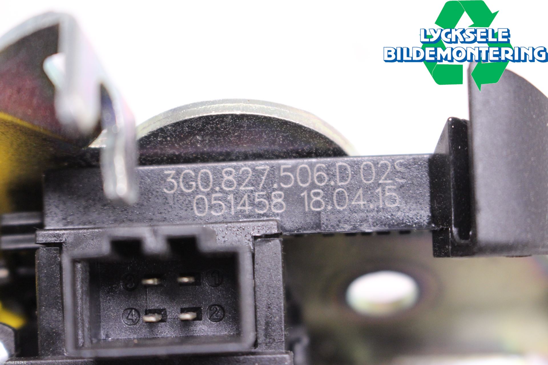 Volkswagen VW PASSAT 15-19 Låskista Baklucka