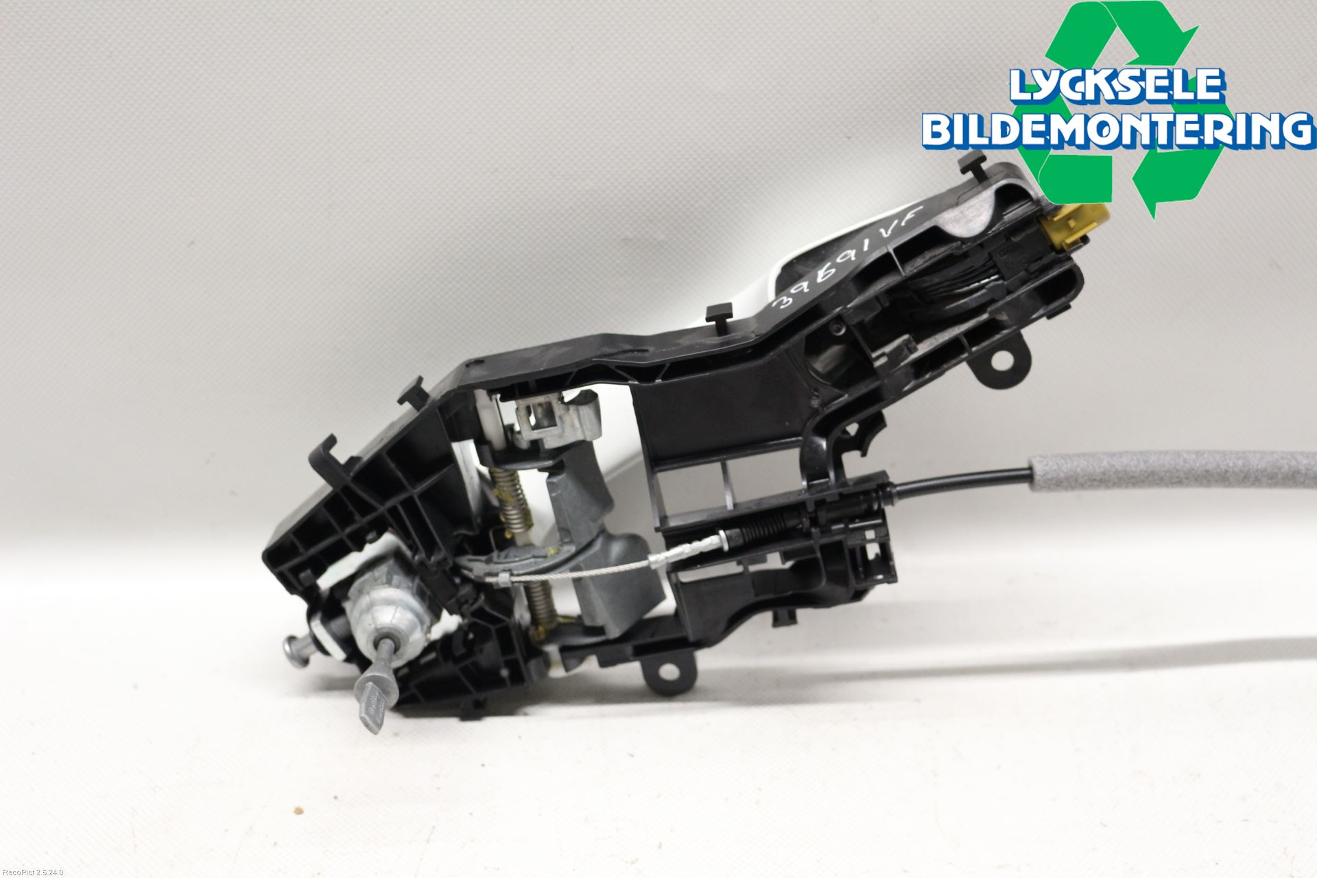 Volkswagen VW PASSAT 15-19 Dörrhandtag Yttre Vä