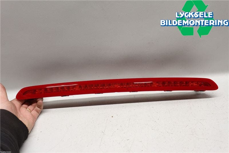 Volkswagen VW PASSAT 15-19 Bromsljus Bakruta