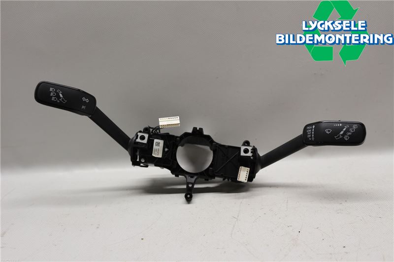 Volkswagen VW PASSAT 15-19 Spakcentral