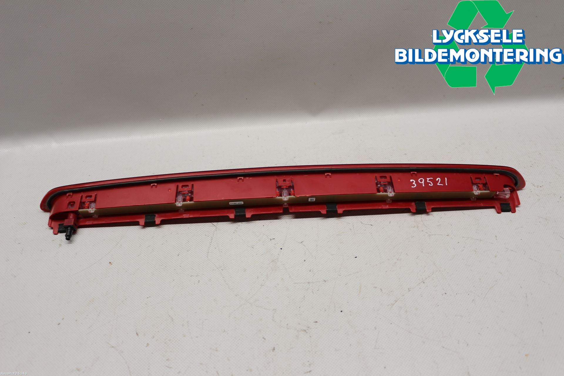 Volkswagen VW PASSAT 15-19 Bromsljus Bakruta
