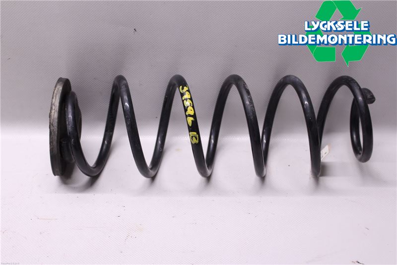 Volkswagen VW POLO VI 18->> Fjäder Bak