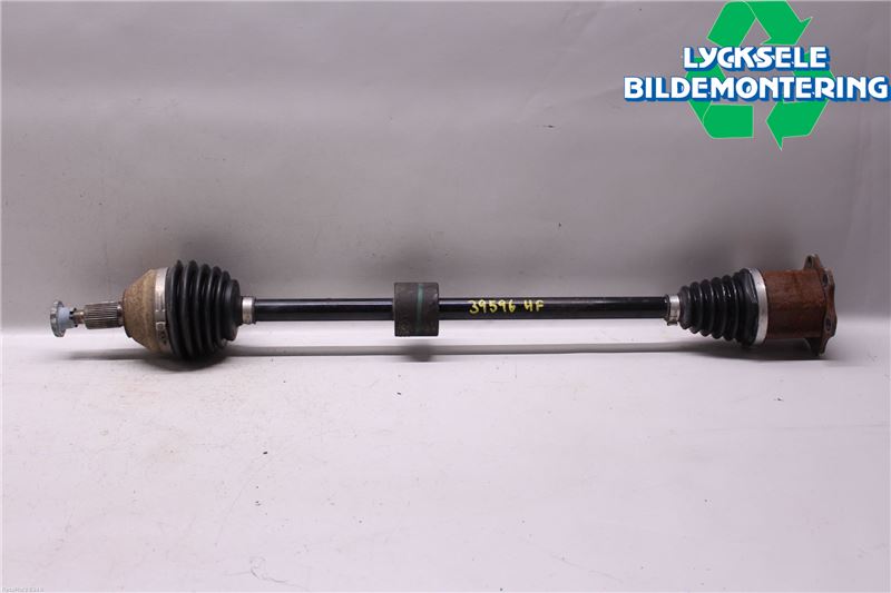 Volkswagen VW POLO VI 18->> Drivaxel Fram Höger