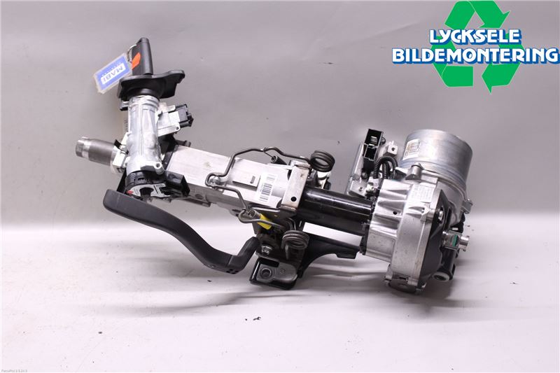 Volkswagen VW POLO VI 18->> Rattaxelagg Med Inb Servo