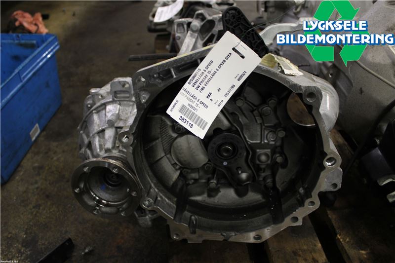 Volkswagen VW PASSAT 15-19 Växellåda Man 6 Vxl