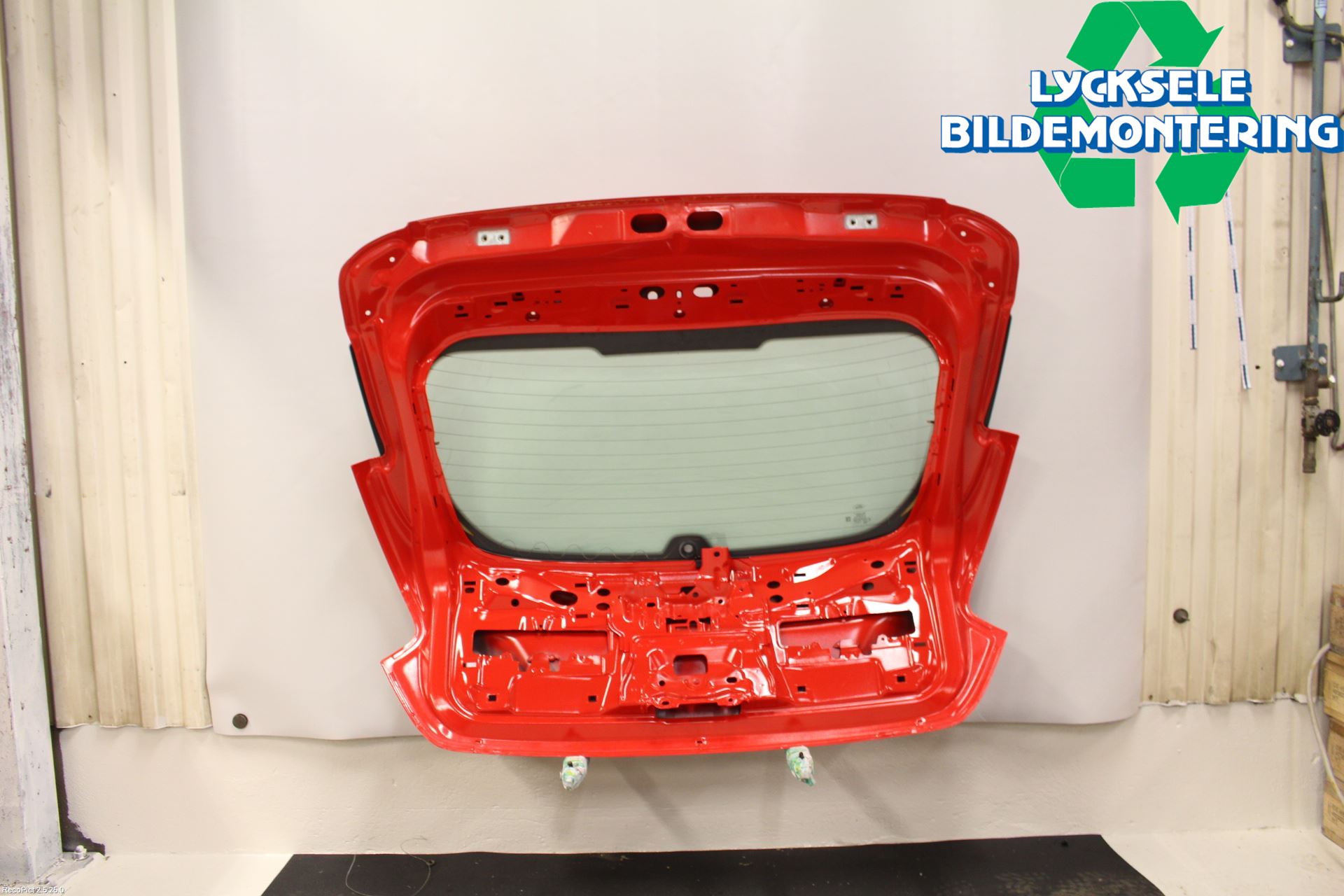 Ford FOCUS 11-14 Baklucka Cc-Kombi-Sedan