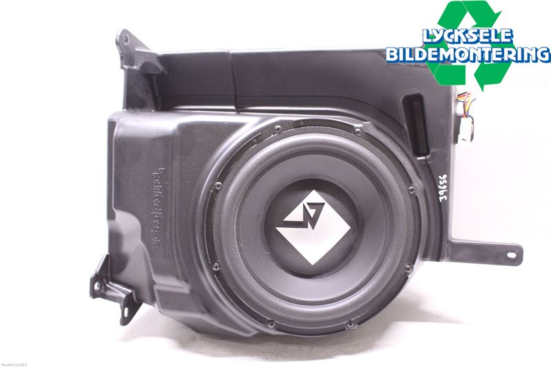 Mitsubishi OUTLANDER 13-21 Högtalare