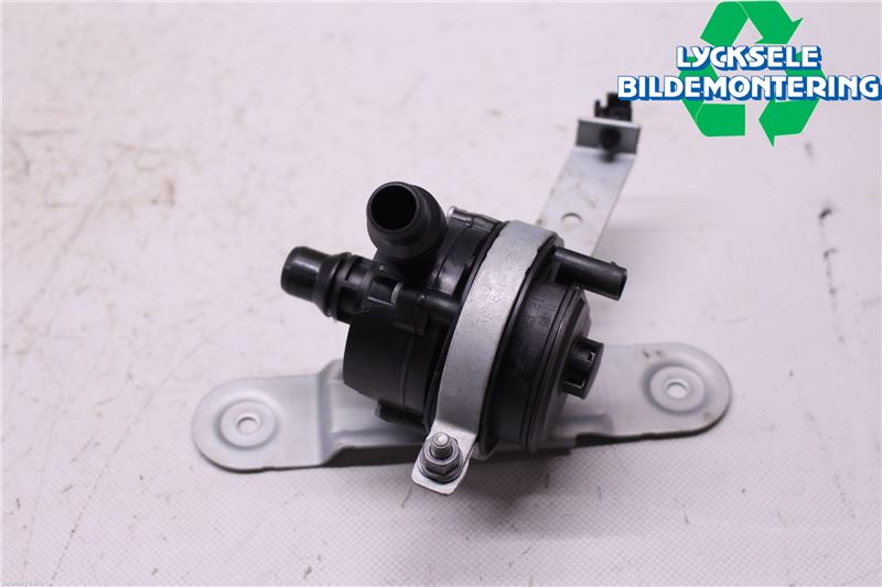 BMW 3 F30/F31/F80 12-19 Vattenpump