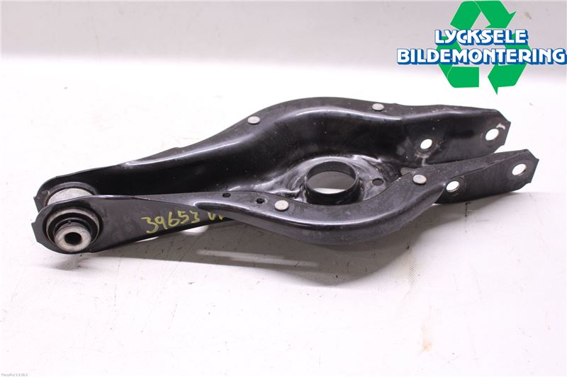 BMW 3 F30/F31/F80 12-19 Bärarm Bak Vänster