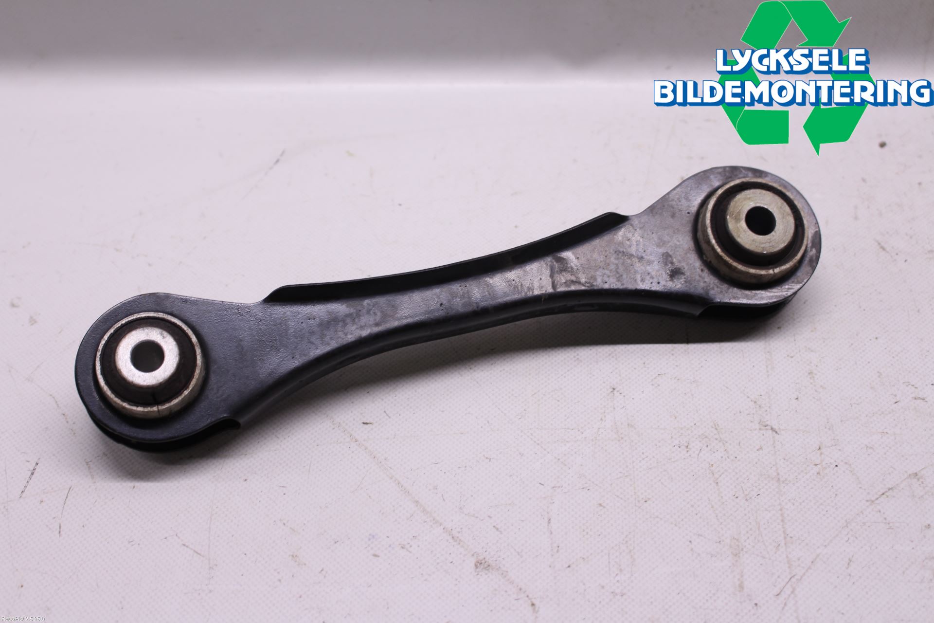 BMW 3 F30/F31/F80 12-19 Bärarm Bak Vänster