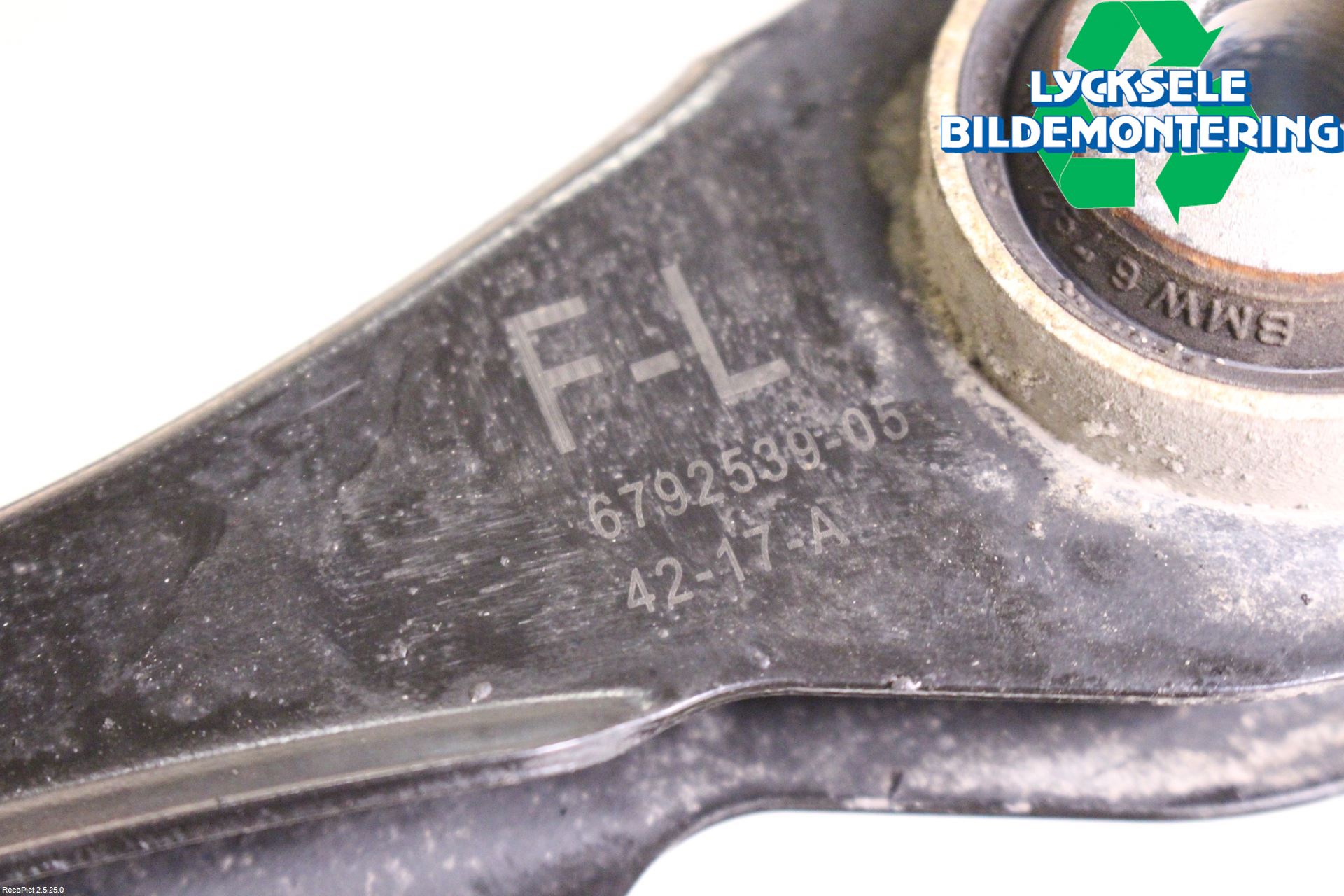 BMW 3 F30/F31/F80 12-19 Bärarm Bak Vänster