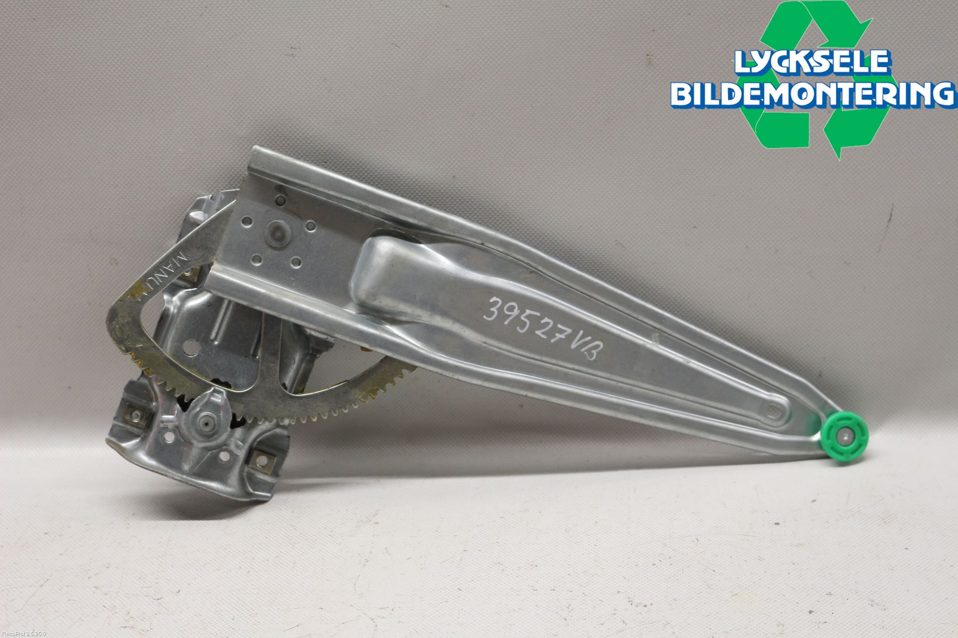 Toyota YARIS XP130 15-20 Fönsterhissats Manuell