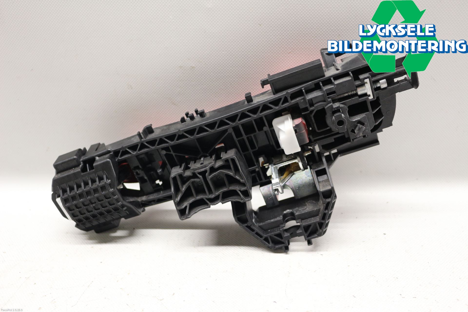 Mercedes-Benz MB CLA-KLASS (C117/X117) 13-19 Dörrhandtag Yttre Hö