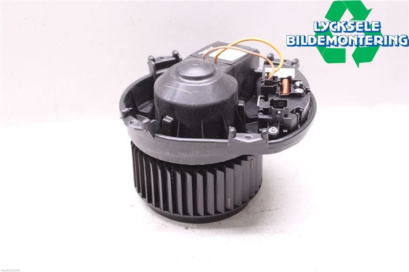 Mercedes-Benz MB CLA-KLASS (C117/X117) 13-19 Ac Värmefläkt