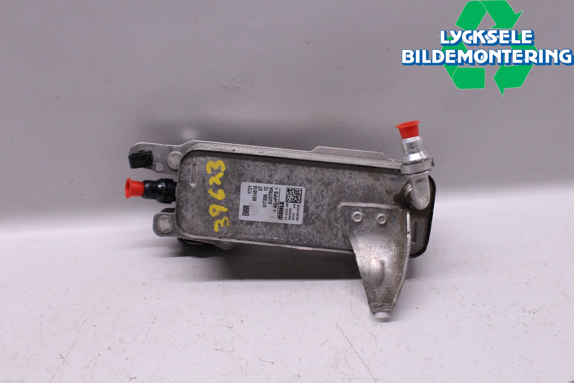 BMW 5 F10/F11/F18 09-17 Oljekylare Automat