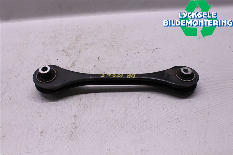 Volkswagen VW PASSAT 15-19 Bärarm Bak Höger