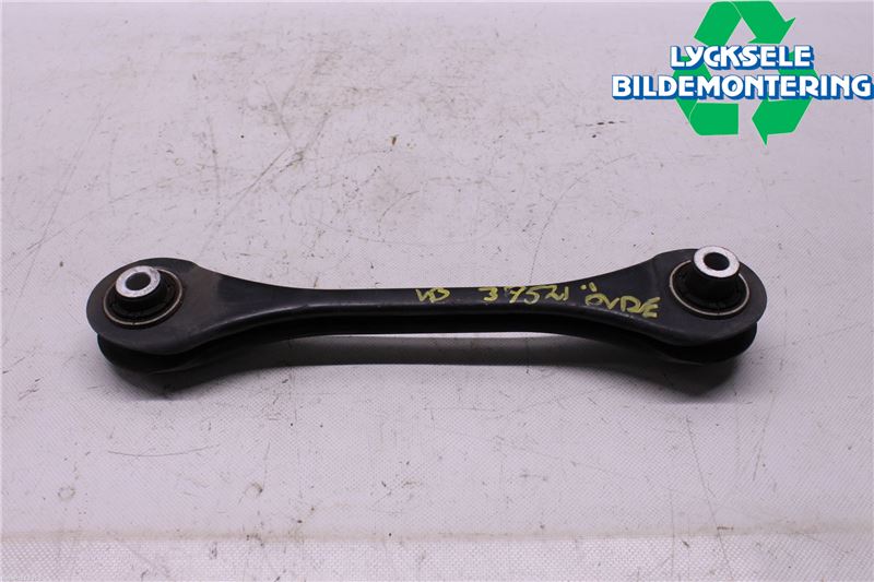 Volkswagen VW PASSAT 15-19 Bärarm Bak Vänster