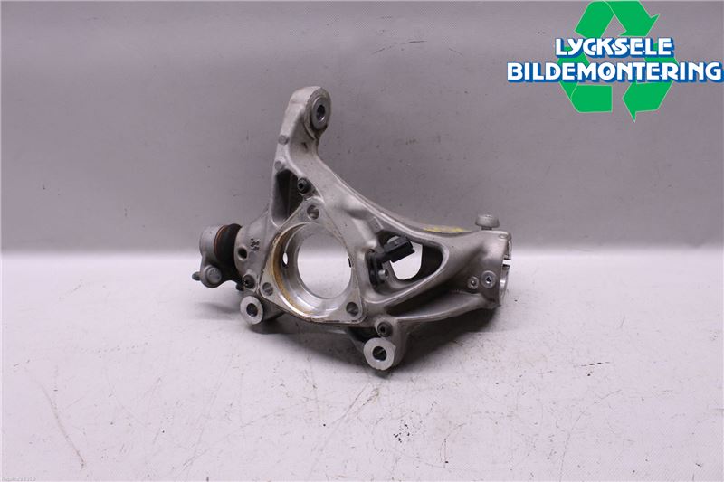 Volkswagen VW PASSAT 15-19 Styrspindel Lagerhus Hö