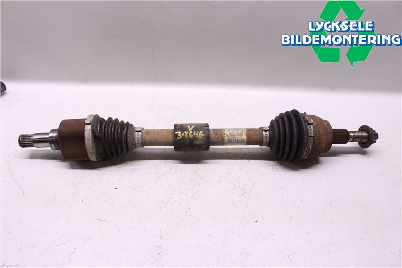 Ford FOCUS 11-14 Drivaxel Fram Vänster