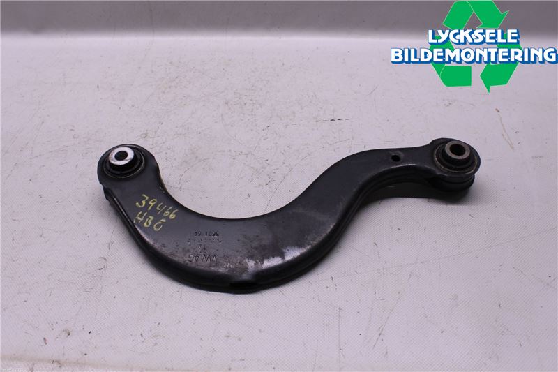 Skoda SUPERB 16-24 Bärarm Bak Övre Höger