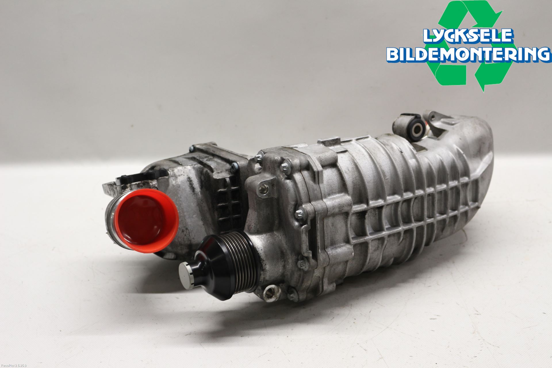 Mercedes-Benz MB C-KLASS (W204) 07-15 Kompressor Remdriven