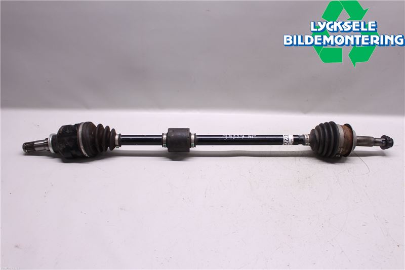 Toyota YARIS XP130 15-20 Drivaxel Fram Höger