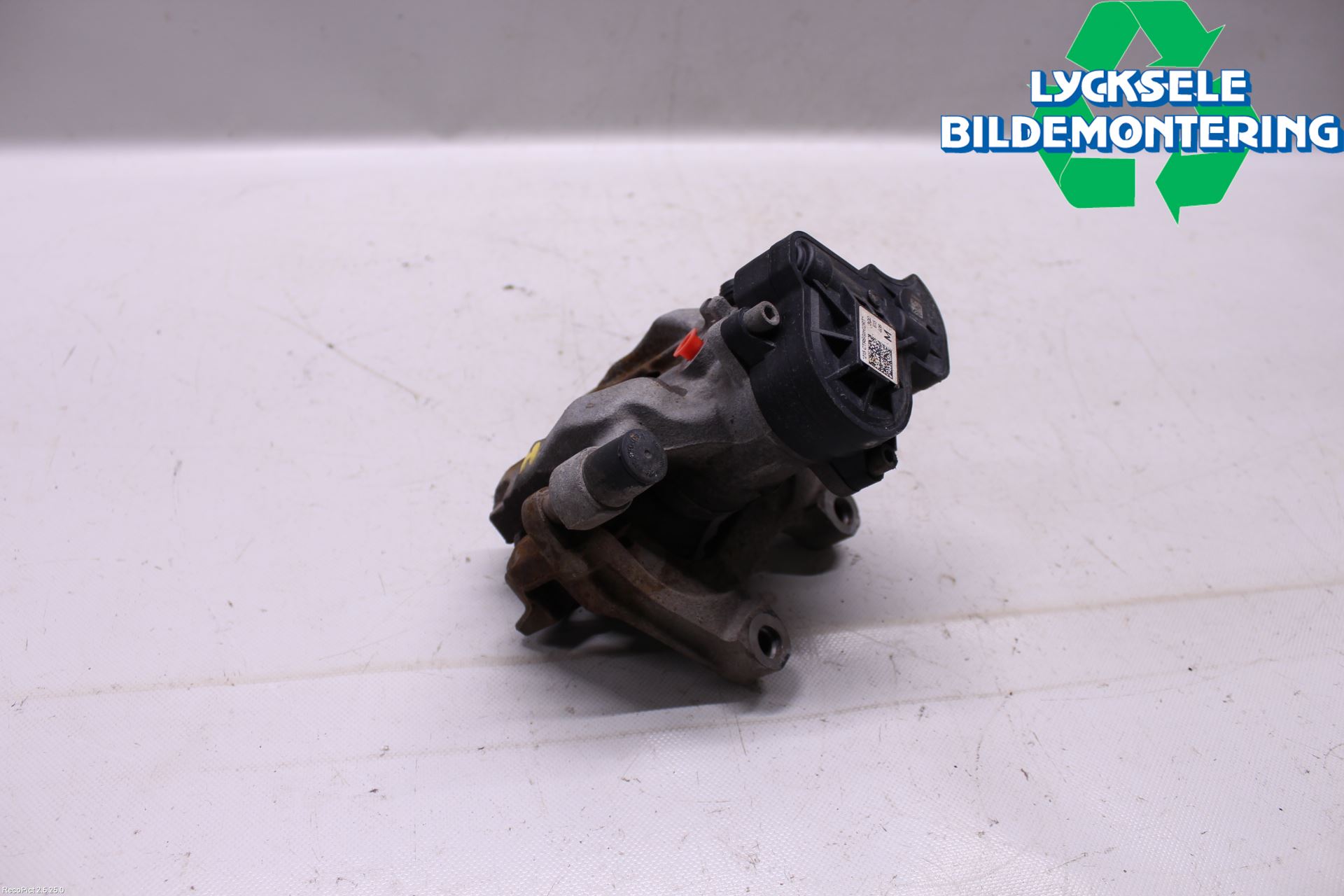 Volkswagen VW PASSAT 15-19 Bromsok Bak Höger