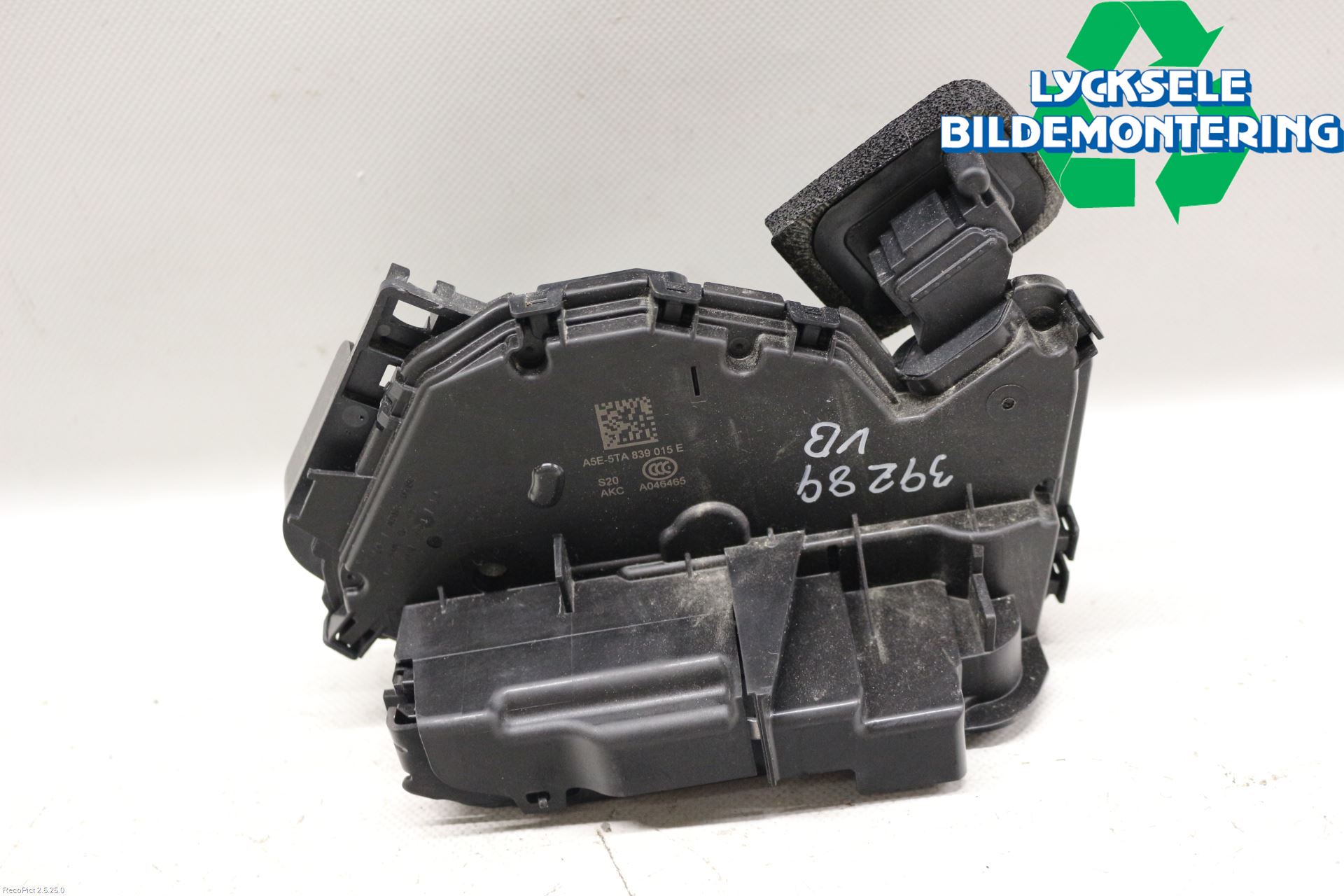 Skoda FABIA 15-21 Låskista-Dörrlås