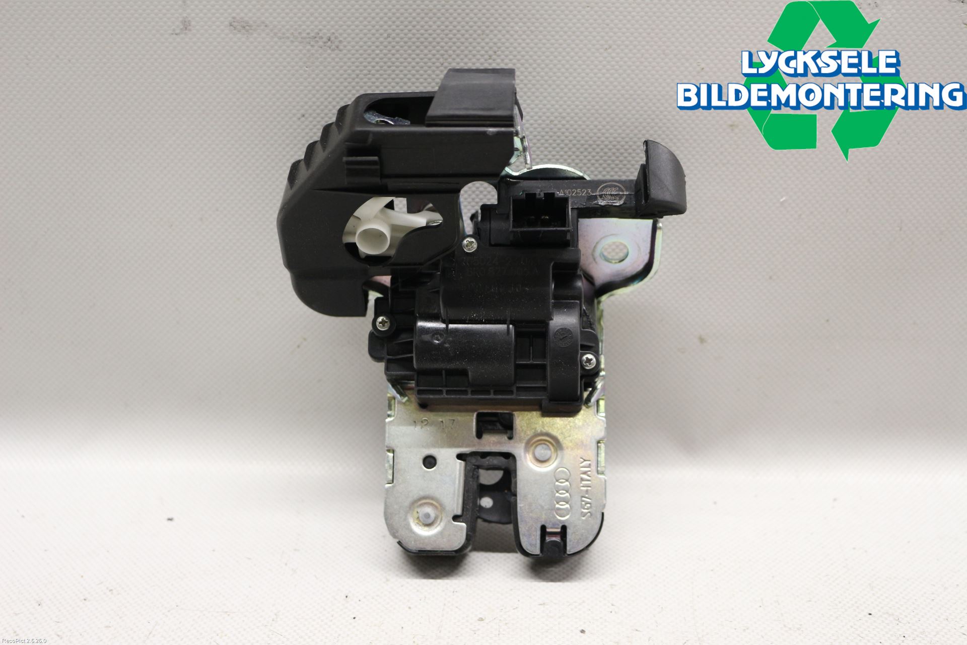 Skoda FABIA 15-21 Låskista Baklucka