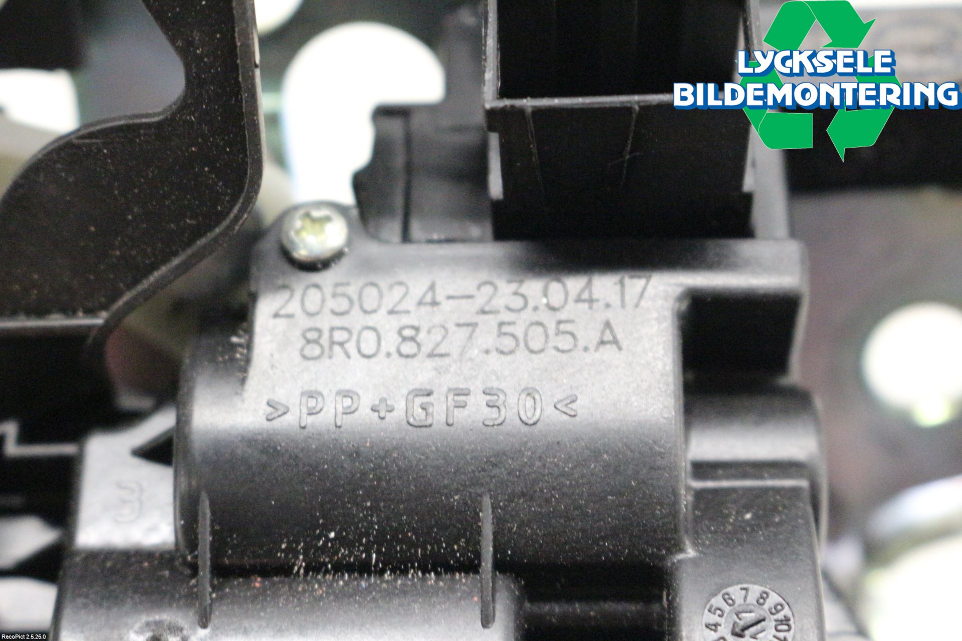 Skoda FABIA 15-21 Låskista Baklucka