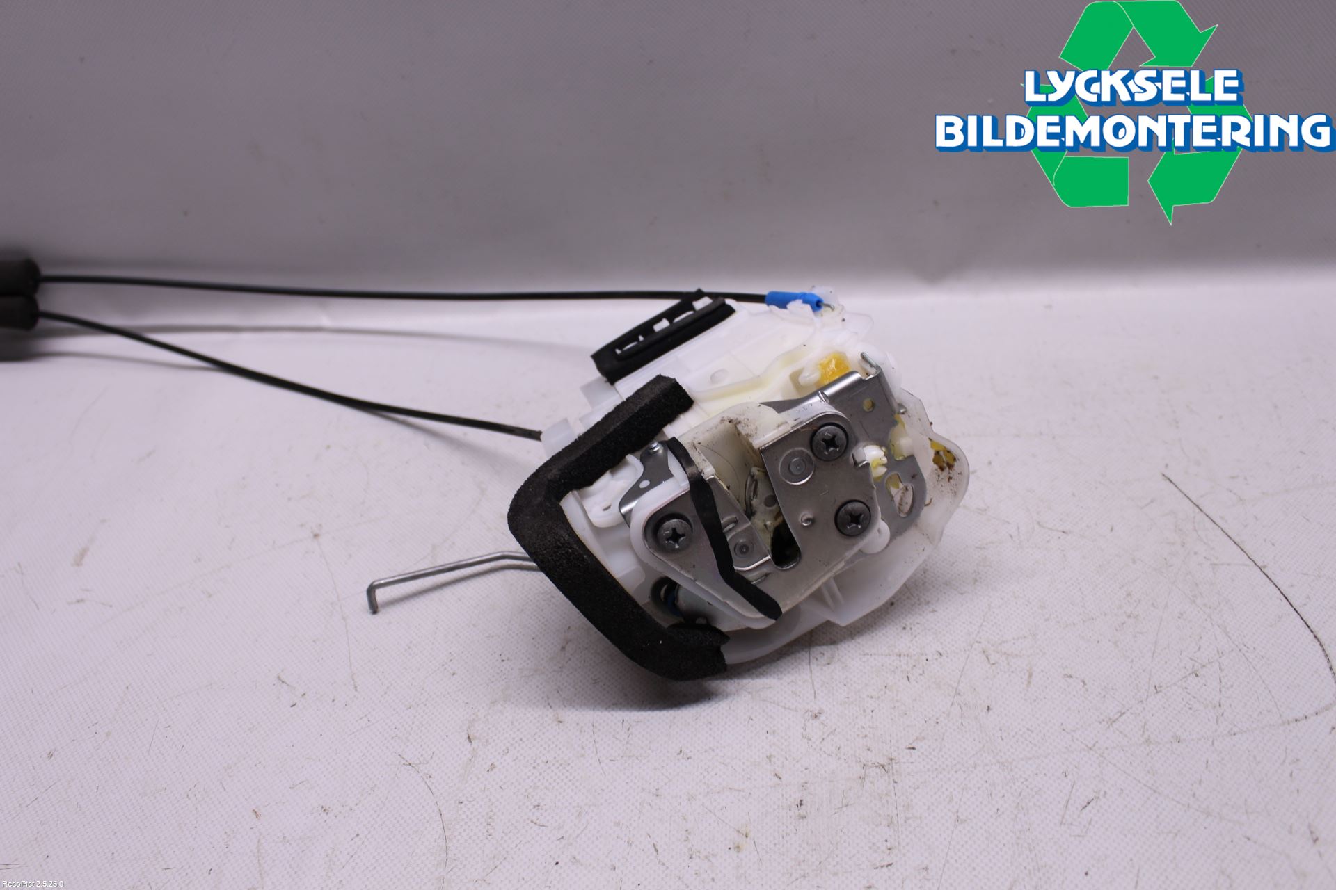 Subaru LEGACY 10-14 Låskista-Dörrlås