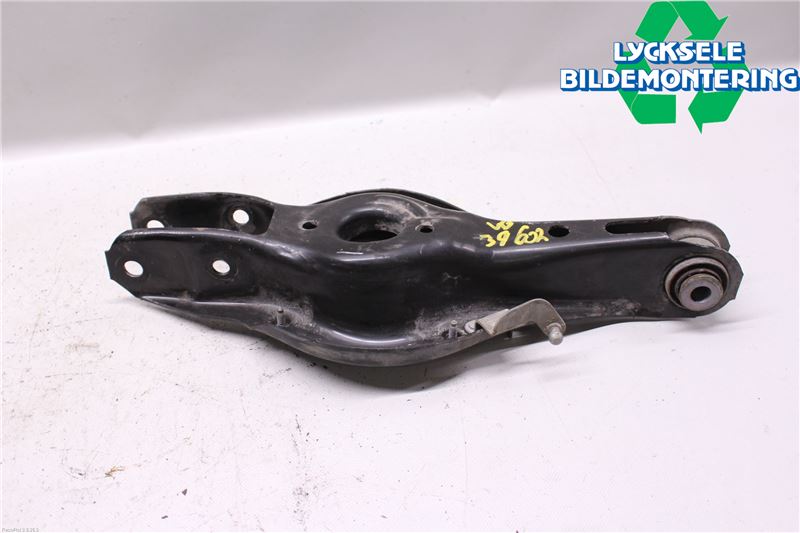 BMW 4 F36 Gran Coupé 14-20 Bärarm Bak Vänster
