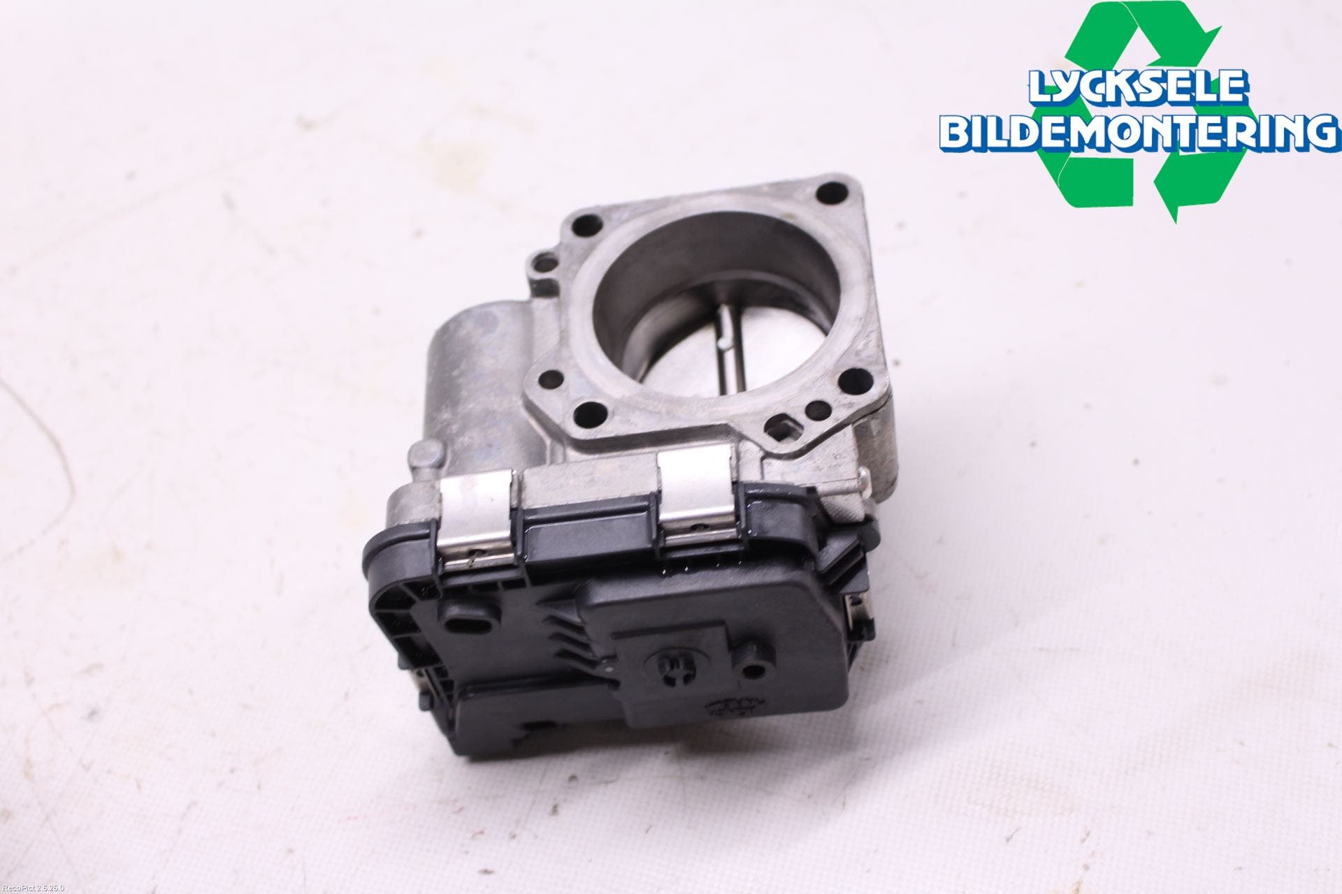 Skoda FABIA 15-21 Injspjällhus