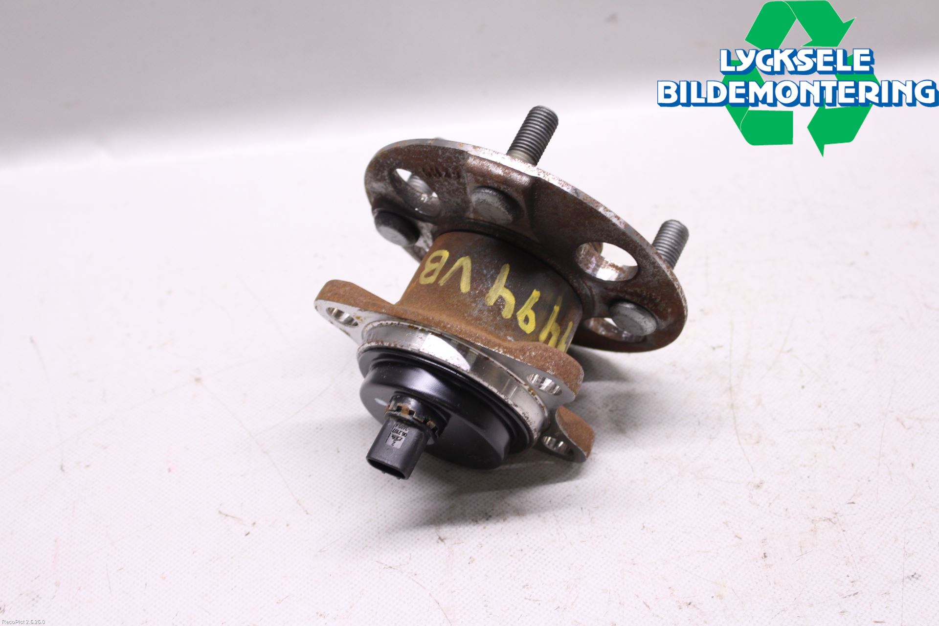 Toyota YARIS XP130 15-20 Nav Bak