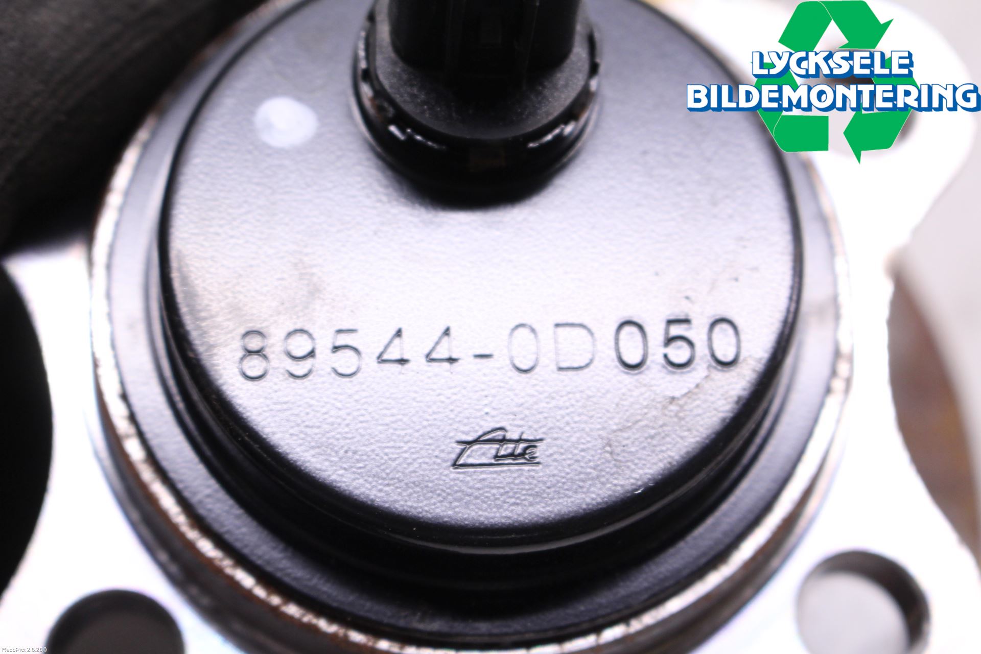 Toyota YARIS XP130 15-20 Nav Bak