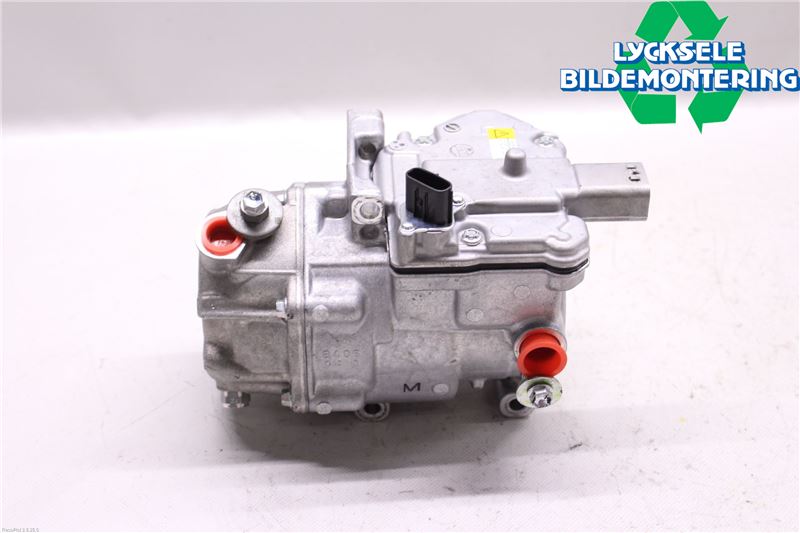 Toyota YARIS XP130 15-20 Ac Kompressor