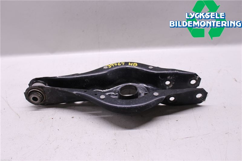 BMW 3 F30/F31/F80 12-19 Bärarm Bak Höger