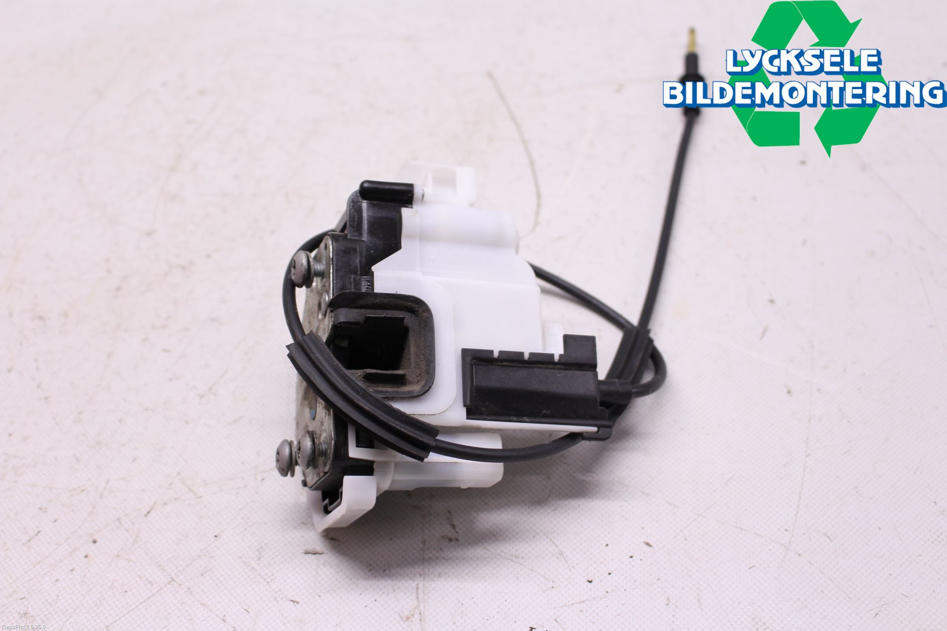 Ford KA 09-16 Låskista-Dörrlås