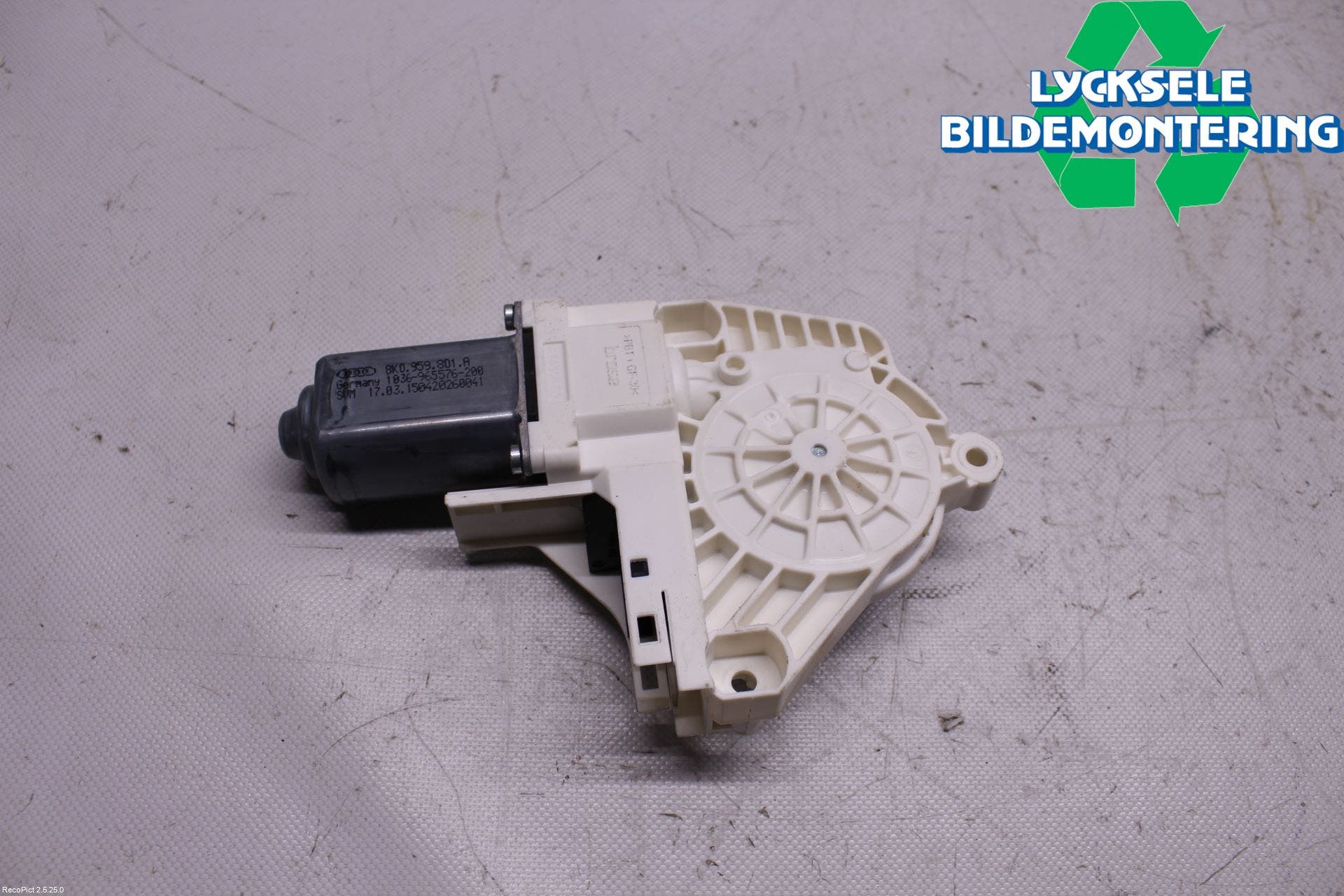 Skoda SUPERB 09-15 Fönsterhissmotor