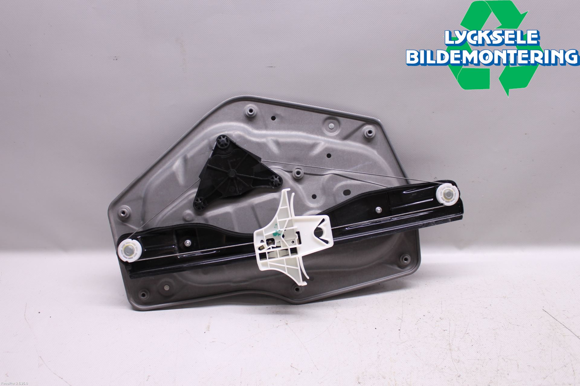 Skoda SUPERB 09-15 Fönsterhissmekanism