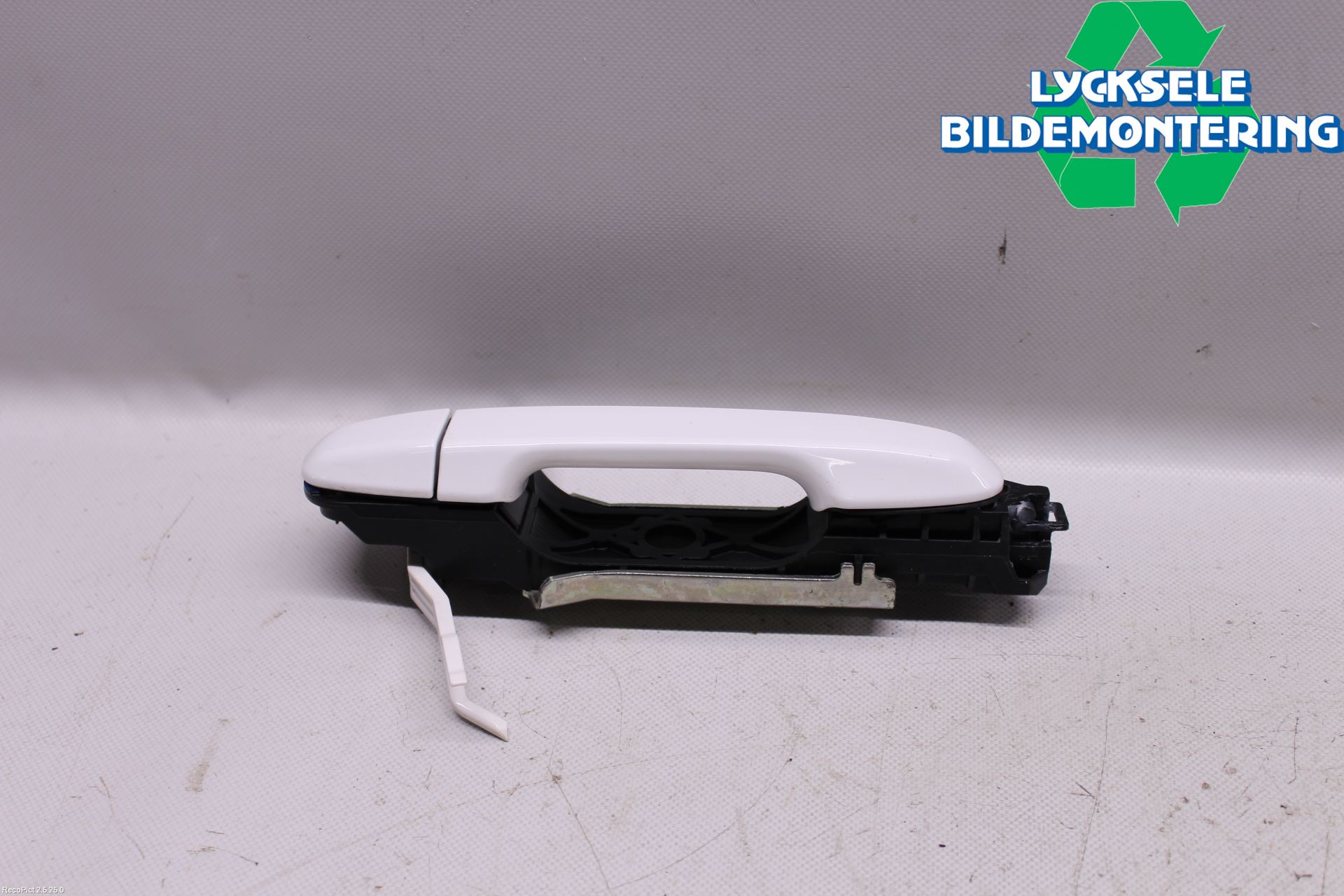 Toyota AURIS 13-19 Dörrhandtag Yttre Hö