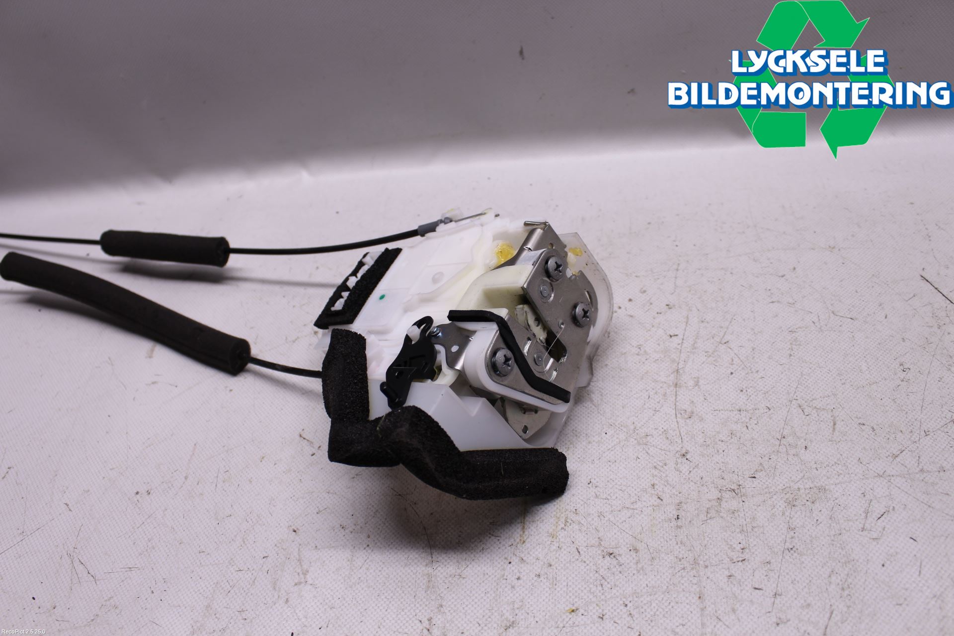 Subaru LEGACY 10-14 Låskista-Dörrlås