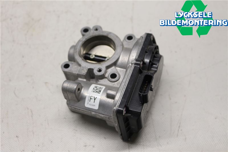 Nissan PULSAR Injspjällhus